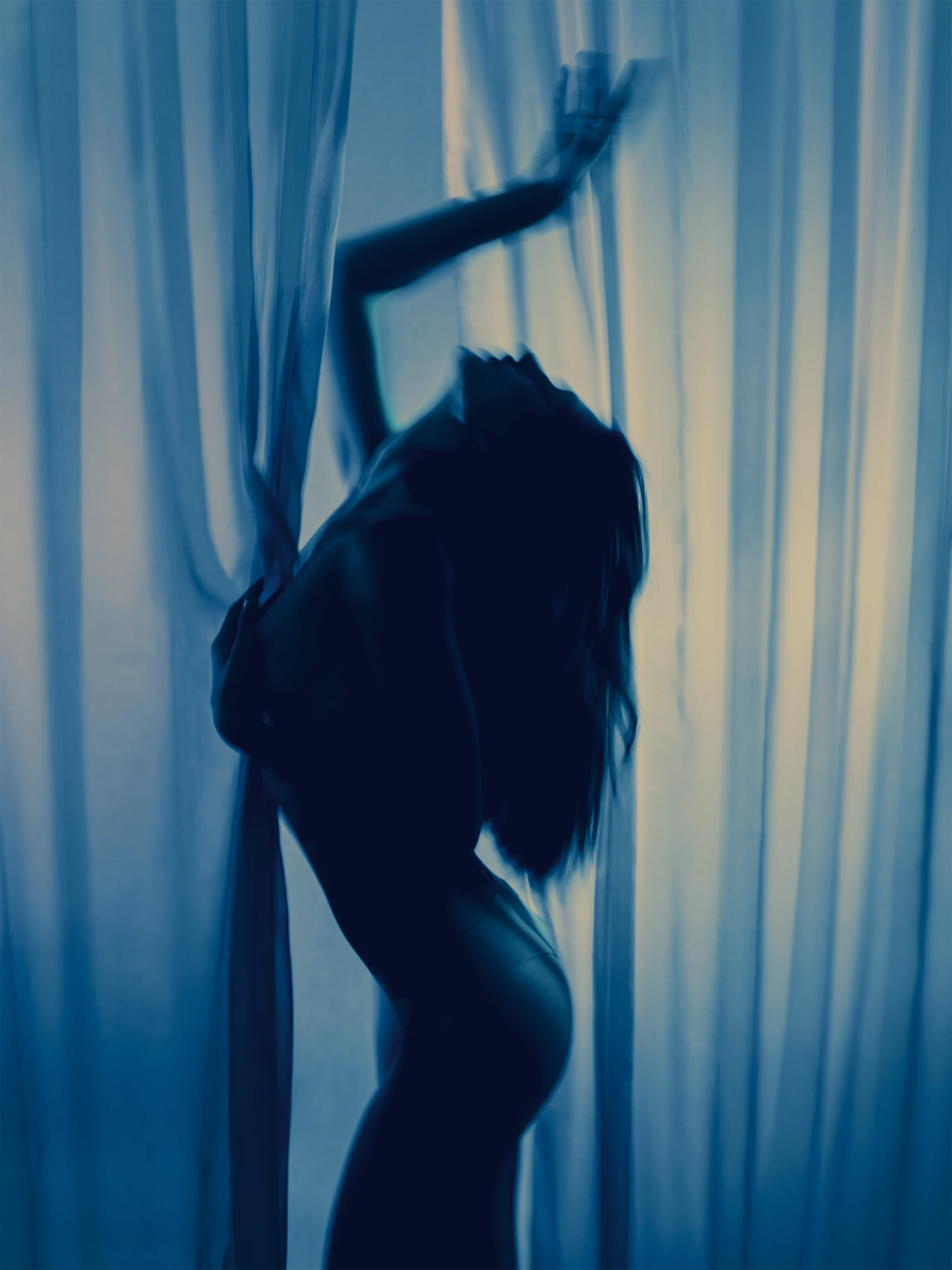 Veiled frame 4